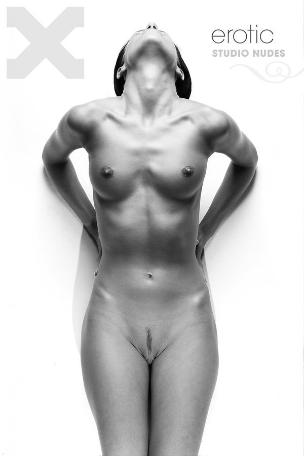 nude brunette  Klara Erotic Studio Nudes